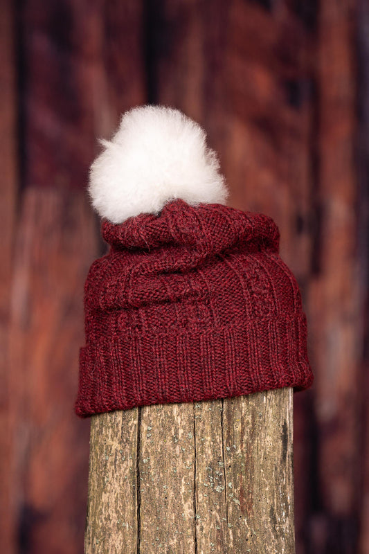 Tuque en alpaga avec pompon de fourrure - Bourgogne