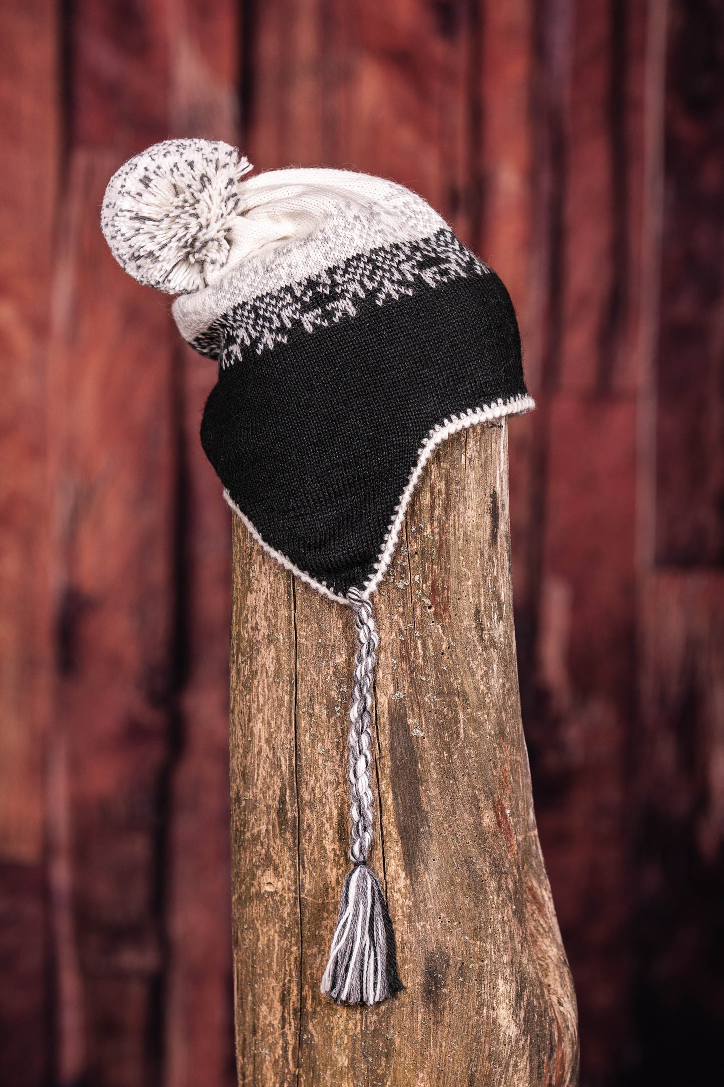 Andean Alpaca Toque - Patterned on Black / Natural 