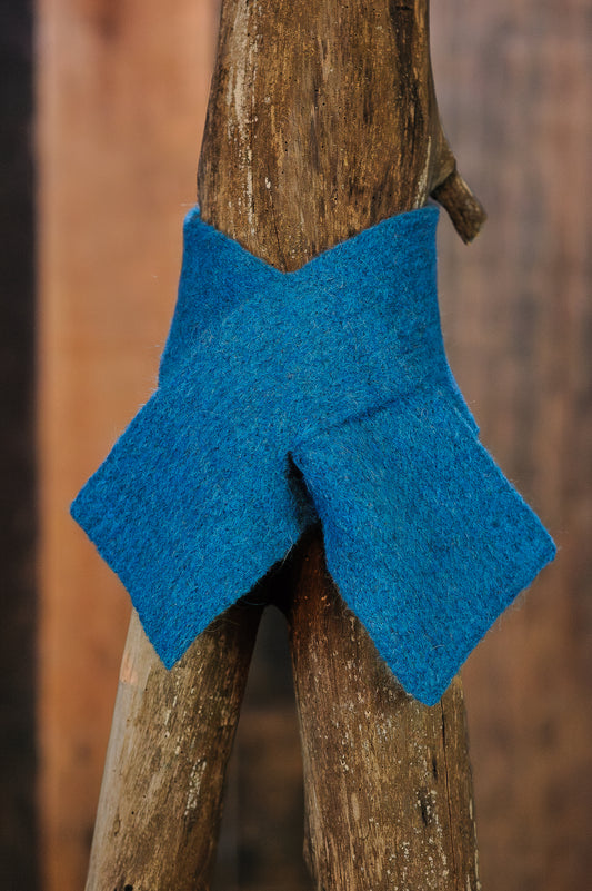 Foulard en alpaga croise aqua