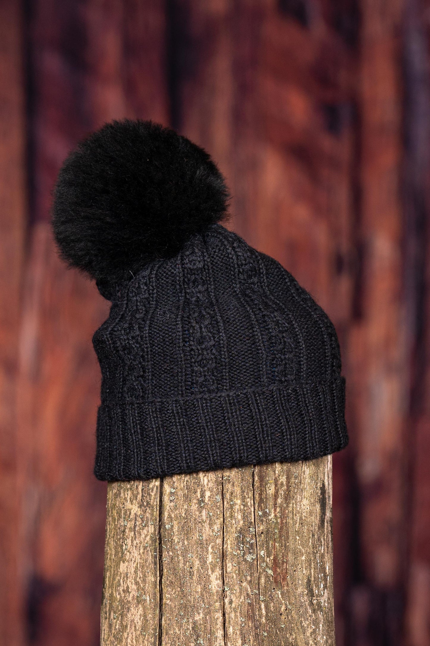 Tuque en alpaga avec pompon de fourrure - Noir