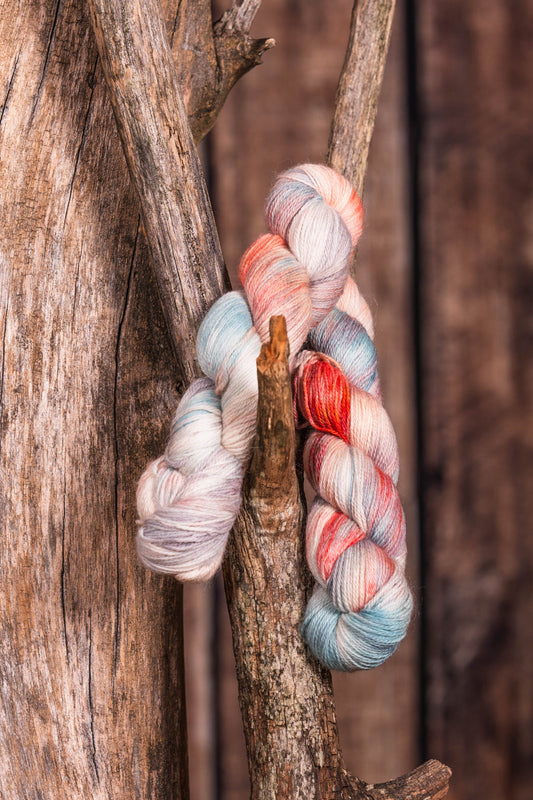 # AB18 - Skein, 100% Baby Alpaca - Duster