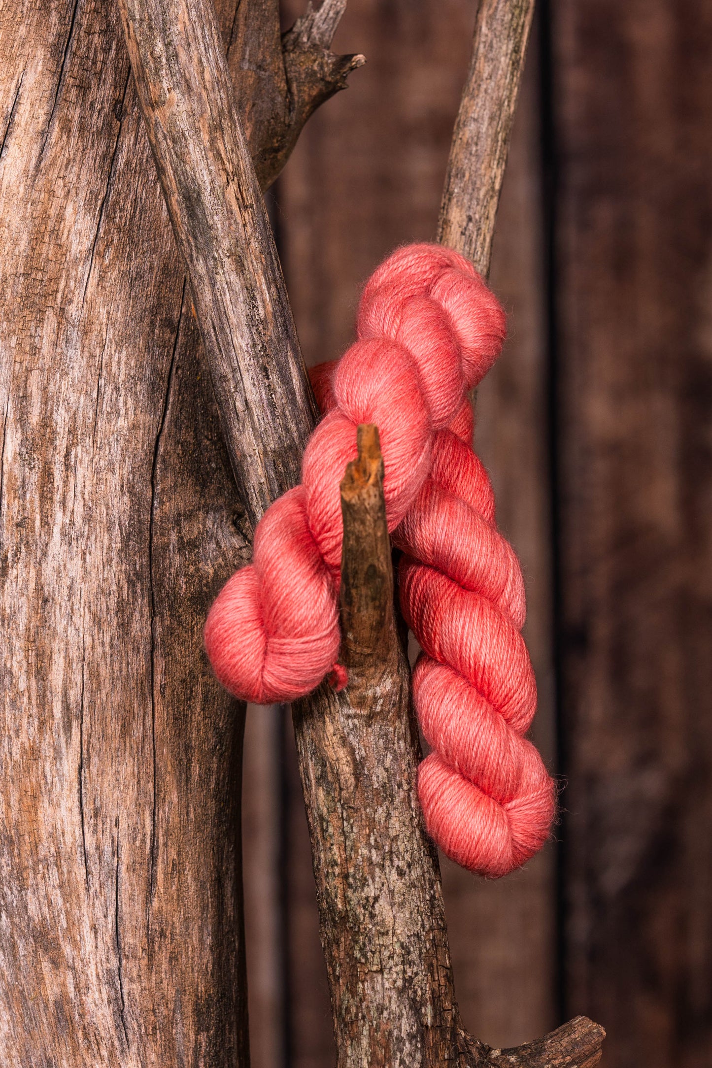 # AB17 - Skein, 100% Baby Alpaca - Coral Pink