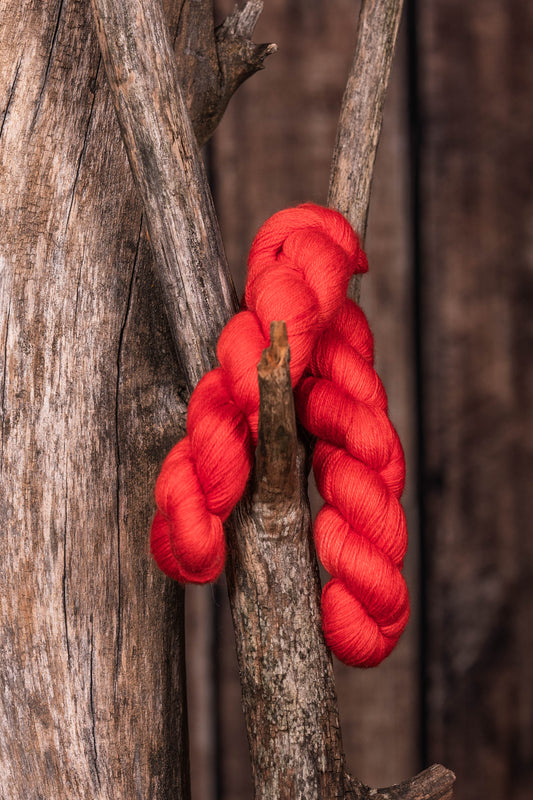 # AB21 - Écheveau, 100% bébé alpaga - Rouge cayenne