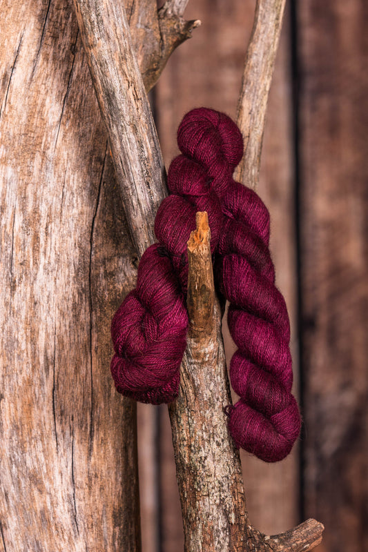 # M620 - Skein, 100% Baby Alpaca -  Vino